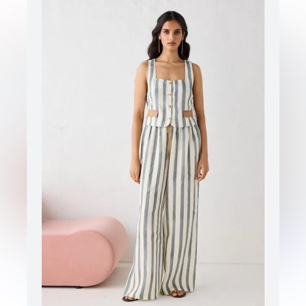 Verge girl set